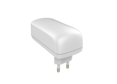 購入 普遍的な壁の台紙の電源EUは2 Pin 1500ma 1.5m標準的なDCケーブルのプラグを差し込みます online manufacture