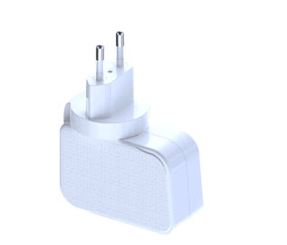 購入 ポリ塩化ビニールの普遍的なパワー プラグのアダプター、EU ACアダプターの電源45W GAN PD力 online manufacture