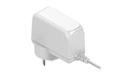良い価格 2000maのAU 2PIN 24Wの壁力のアダプターは白い色で出力しました オンライン