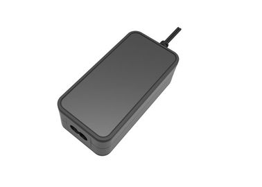良い価格 12 VACの普遍的なデスクトップの切換えの電源18Wの切換え力のアダプター オンライン