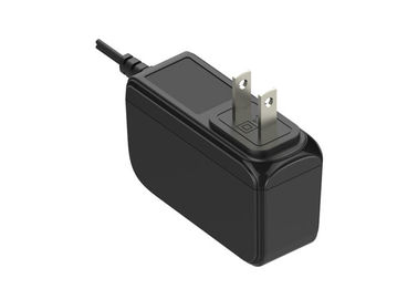 良い価格 高性能の白い/黒普遍的な交流電力のアダプターの交流電力の切換えの供給 オンライン