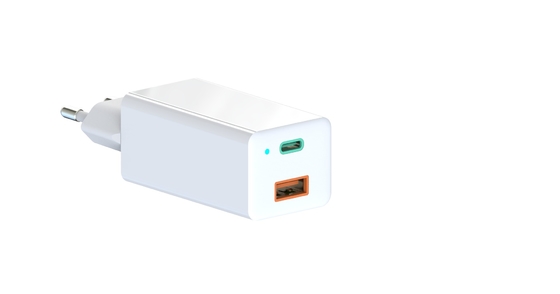 良い価格 フォルマルデヒドの臭いを消す 折りたたむプラグ スタイルの入力 100-240V PC 94 V0 安定した性能 オンライン