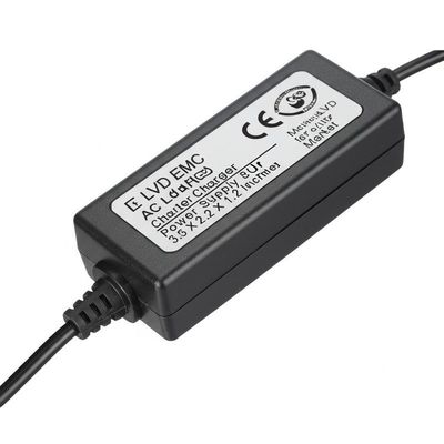 良い価格 CE GS Certified Universal AC Power Adapter 100-240V 3.5x2.2x1.2 Inches オンライン
